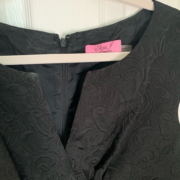 Black Dress size 12p - Picture 3 of 4